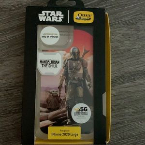 I am selling a IPhone 12 Pro Max mandalorian case